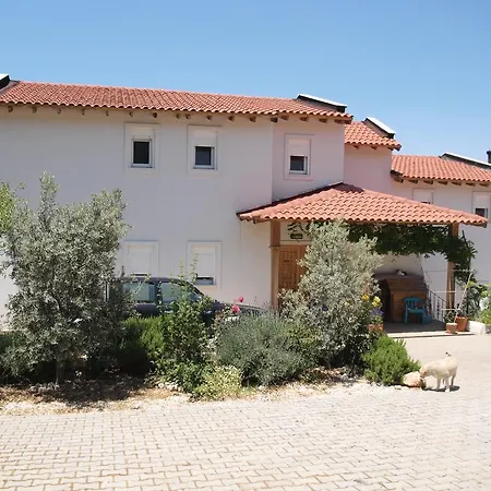 招待所 Moonstone House